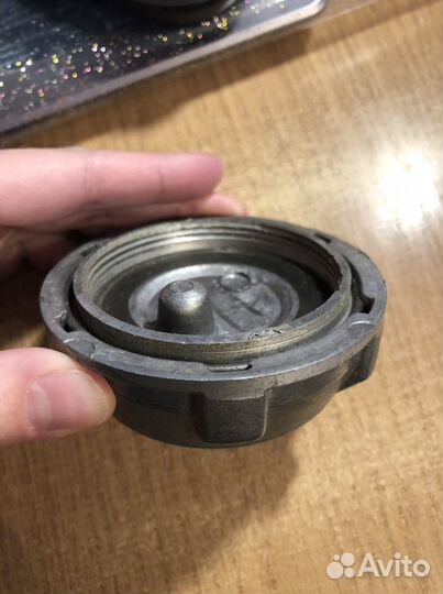 Крышка топливного бака с кодом на ваз