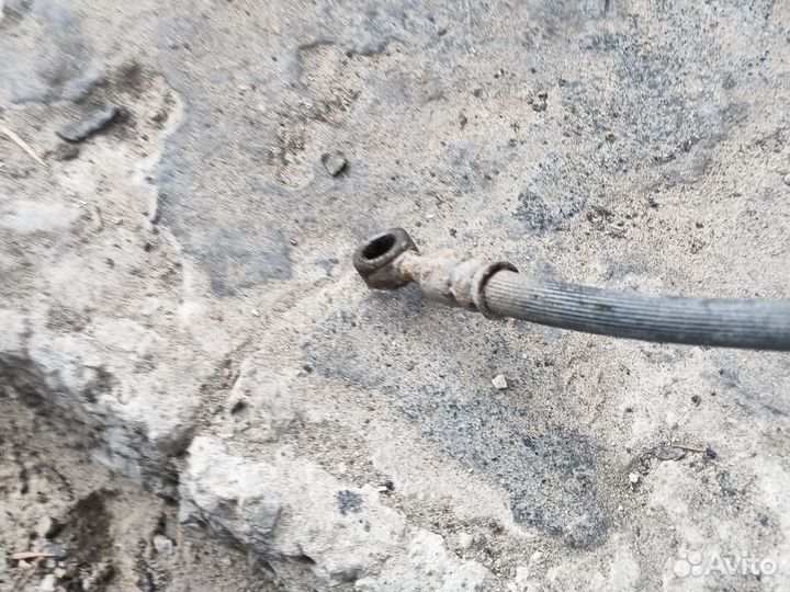 Тормозной шланг задний левый Nissan primera p11