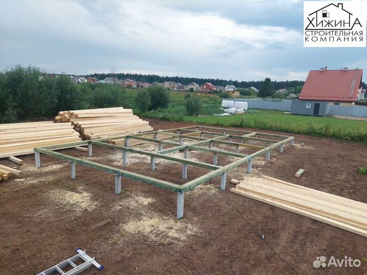 Срубы дома из бруса 9х9 с террасой строительство