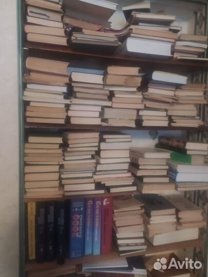 Продам книги оптом