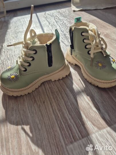 Ботинки демисезонные для девочки 21 размер
