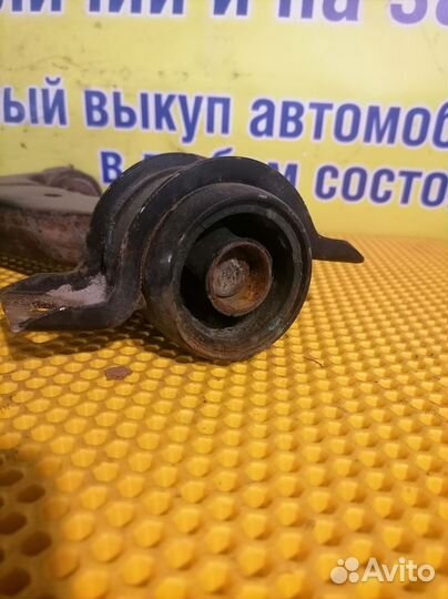 Рычаг передний левый Ford Focus