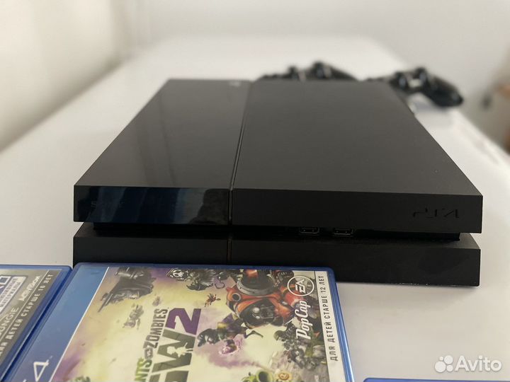 Sony PS4 fat