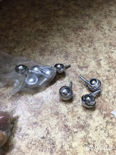 Ножки мебельные роликовые