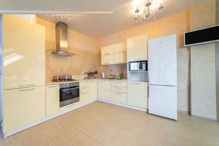 2-к. квартира, 95,3 м², 4/4 эт.