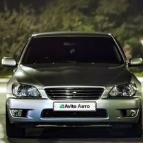 Toyota Altezza 2.0 AT, 2003, 187 000 км, с пробегом, цена 1 070 000 руб.