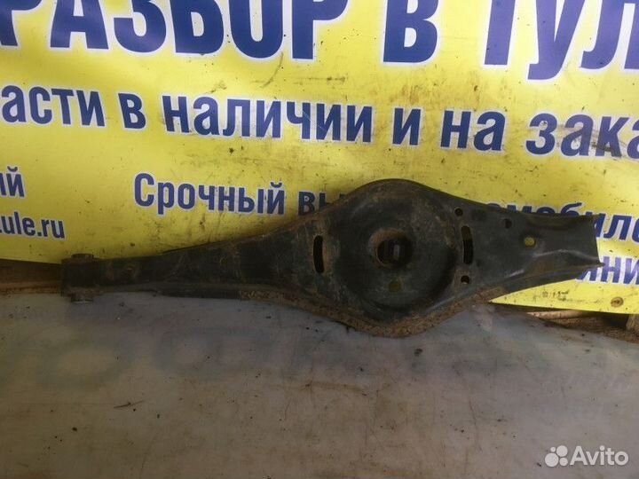 Рычаг задний правый Skoda Yeti