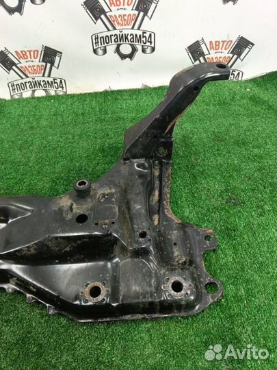 Подрамник передний Ford Focus DFW eydb 2004