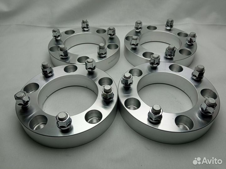 Проставки для ступицы 5х150 35мм цо 110мм
