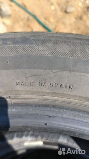 Bridgestone Turanza T001 215/55 R17