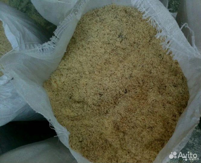 Опилки в мешках