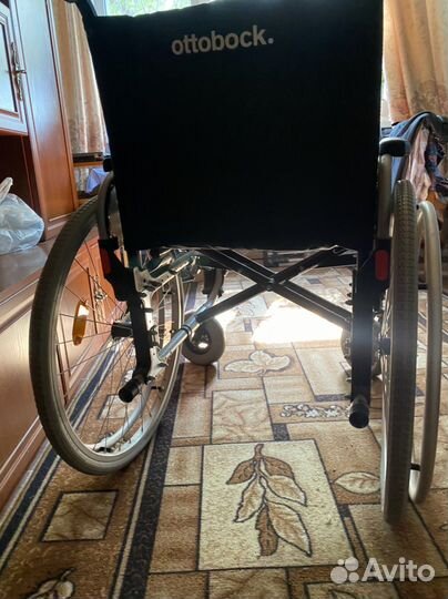 Инвалидная коляска