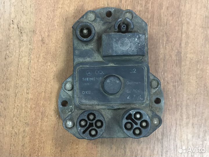 Kоммутaтор Mеrcеdеs W124 W201