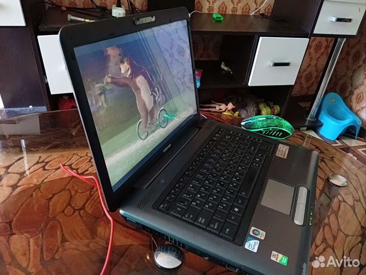 Ноутбук Toshiba