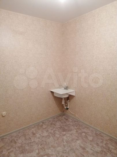 Комната 9 м² в 2-к., 2/9 эт.