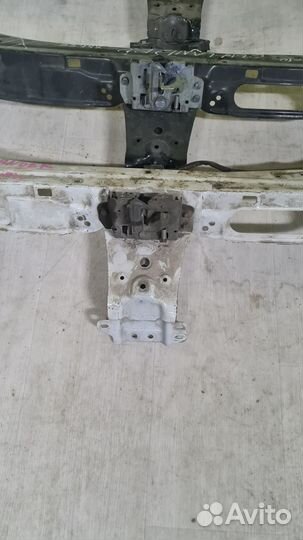 Верхняя планка телевизора Mitsubishi outlander xl