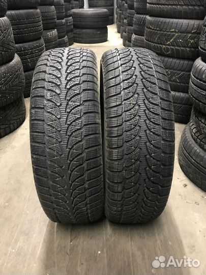 Bridgestone Blizzak LM-80 215/65 R16 105R