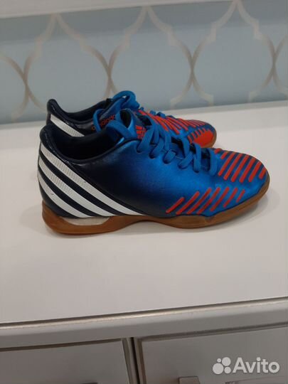 Футзалки adidas предатор детские