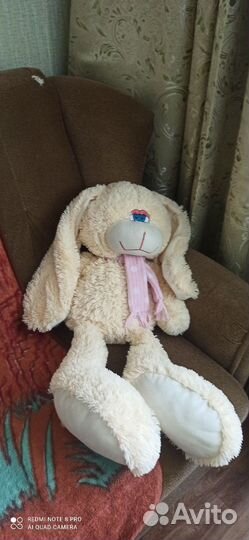 Мишки мягкие. И есть один зайка