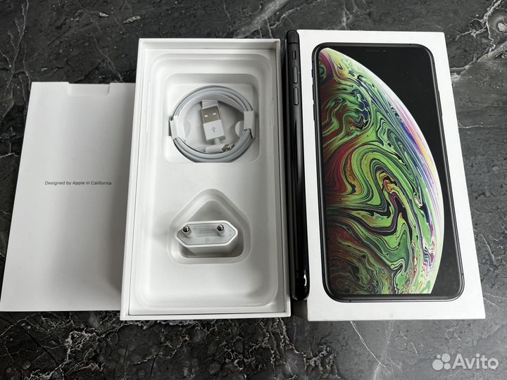 iPhone Xs Max, 64 ГБ