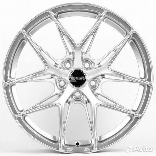 Литой диск BBS R18 5x108