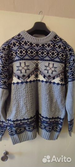 Свитер мужской