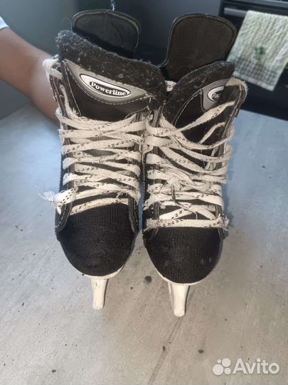 Коньки хоккейные ссм 31 размер, щитки