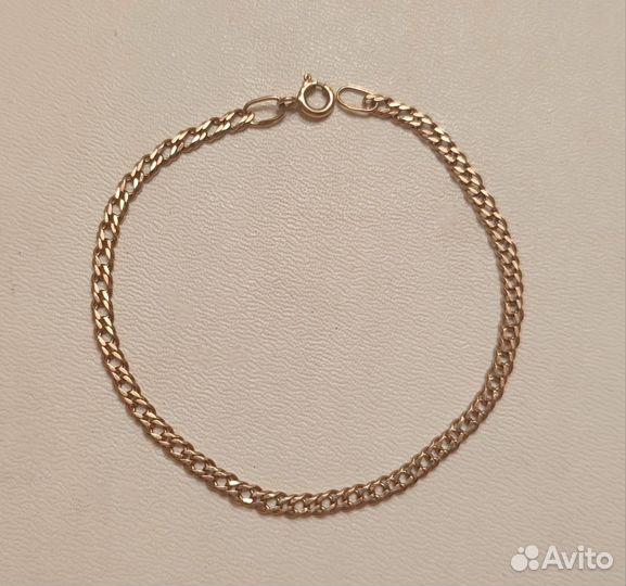 Золотой браслет