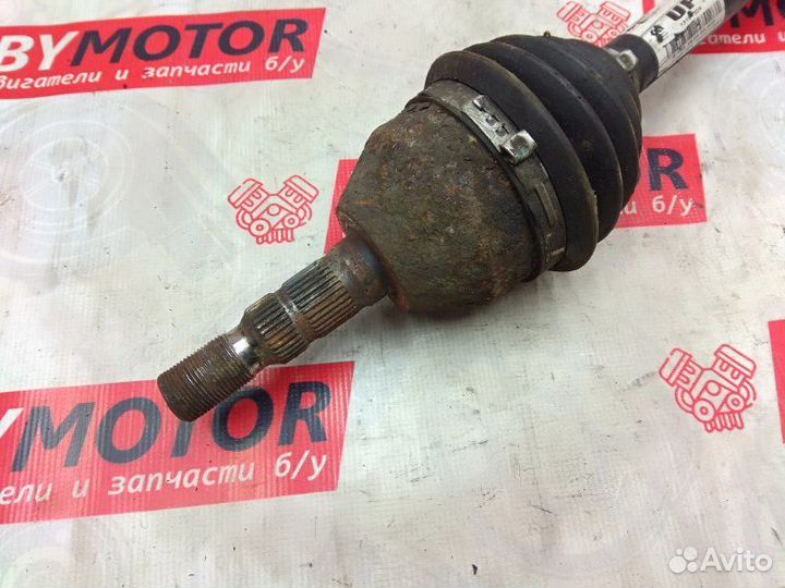 Полуось правый Opel Zafira B 1.8 A18XER 2011