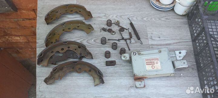 Тормозные колодки на Nissan