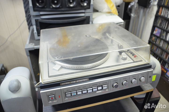 Усилитель с винилом Вега 109