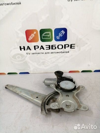 Стеклоподъемник задний правый Toyota Land Cruiser