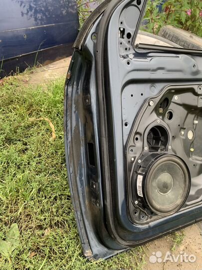 Дверь передняя правая volkswagen passat b6