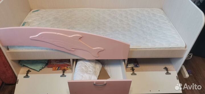 Детская кровать с матрасом