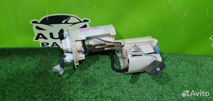 Топливный насос toyota auris ZWE186 2zrfxe 2017