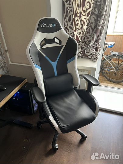 Игровое кресло компьютерное