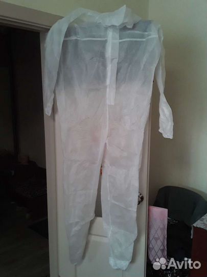 Защитный костюм