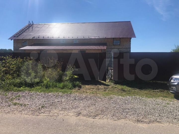 Дом 400 м² на участке 14 сот.