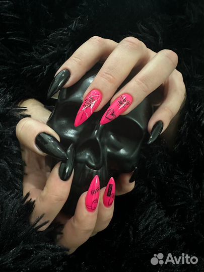 Мастер маникюра