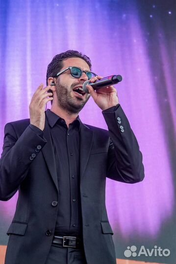 Итальянский певец,артист,вокалист