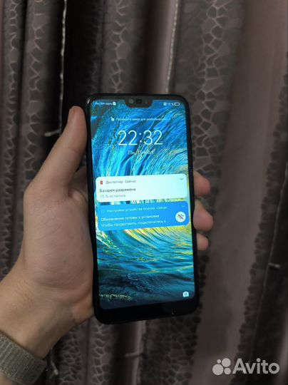 HONOR 10, 4/64 ГБ