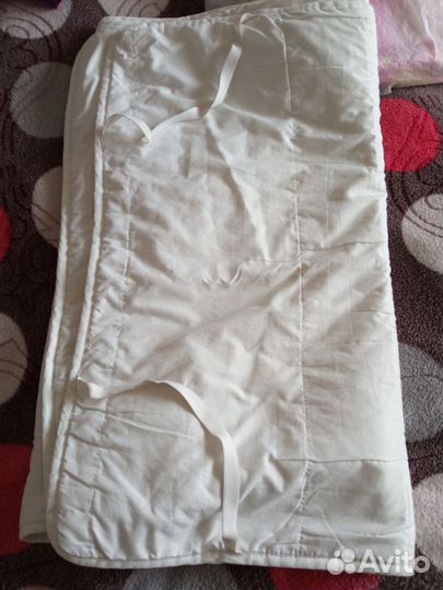 Простынь на резинке и наматрасник IKEA икеа