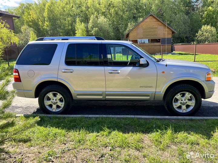 Ford Explorer 4.6 AT, 2004, 171 000 км