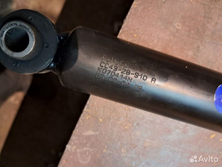 Амортизатор задний оригинал для мазда 3bk