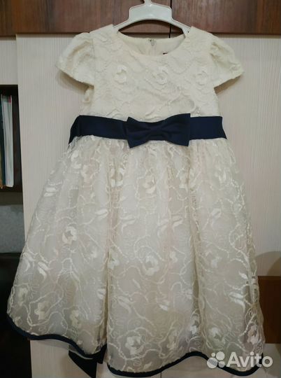 Нарядные платья для девочки 4-6 лет