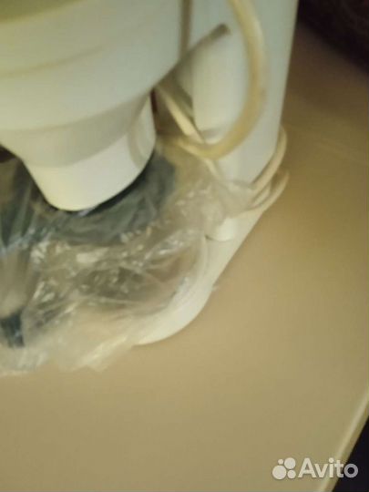 Кофеварка vitek б.у,в рабочем состоянии