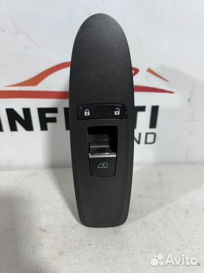 Блок кнопок стеклоподъёмника Infiniti Q50 V37