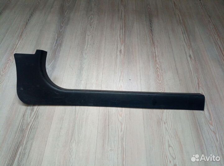 Обшивка салона nissan teana J31 Прав