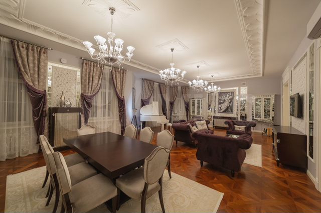 6-к. квартира, 261,8 м², 2/6 эт.