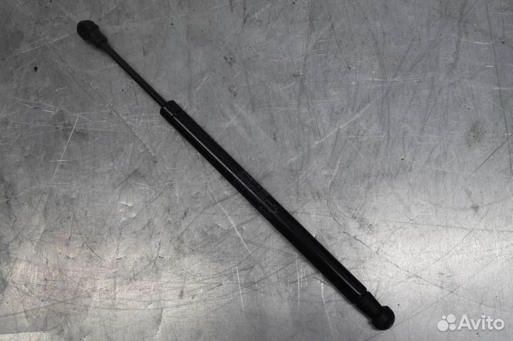 Амортизатор крышки багажника Audi A6(C7)